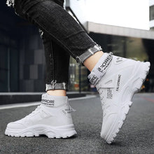 Autumn New Casual Fashion Martin Boots Men's Retro Ins Sports Trendy Shoes Thick-soled Heightened Boots Men