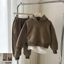 Boys And Girls Autumn And Winter Fleece-lined Padded Vests Suit 2024 New Children's Sports Western Style Leisure Two-piece Suit