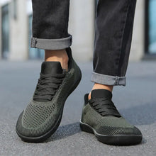 New Wide Last Casual Shoes Sports Fitness Men's Couple Slip-on Lightweight Flying Weaving Shoes Women's Outdoor Cycling Hiking Shoes