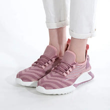 Summer Wholesale Flying Weaving Safety Shoes Women Anti-smashing Anti-piercing Steel Toe Protective Safety Shoes Breathable Light Work Shoes Men